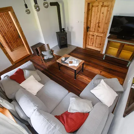 Cozy Alpine House Lägenhet Gozd Martuljek
