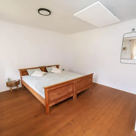 Cozy Alpine House Apartman